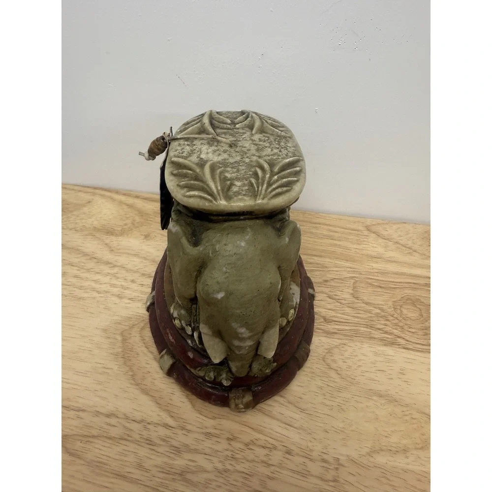 Vtg LAVA ENTERPRISES Tropical Safari Elephant‎ Carved Candle Beaded Wick #26